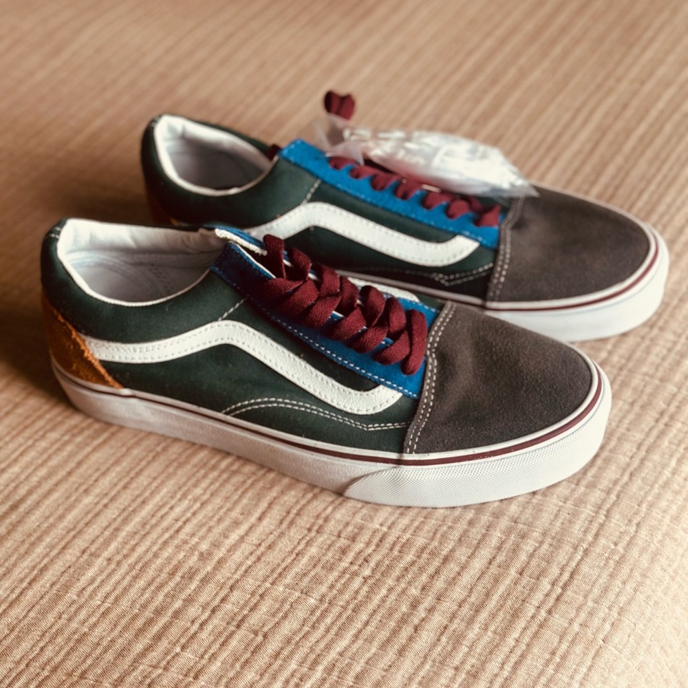 Multicolor Low-Top Sneakers